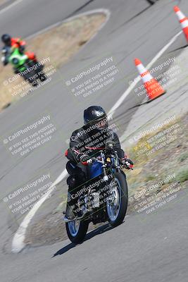 media/Nov-12-2023-Classic Track Days (Sun) [[11f17acb81]]/Group 3/session 2 turn 9/